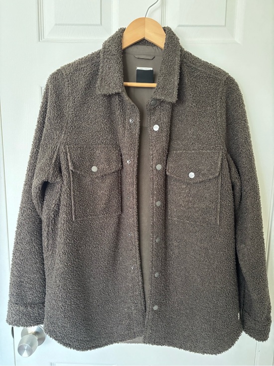 Vuori Jackets & Blazers - Vuori jacket/shirt